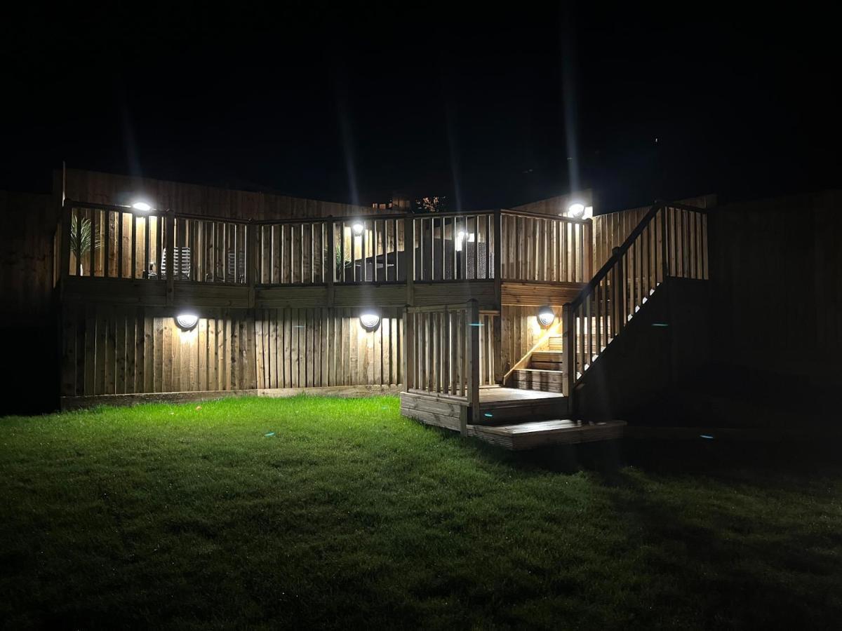 Luxury Property With Hot Tub And Sea Views Oystermouth Εξωτερικό φωτογραφία
